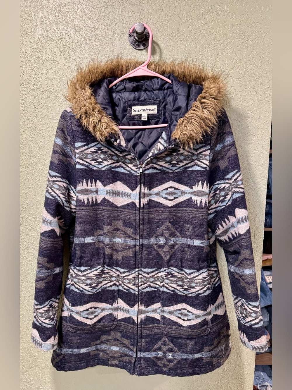 Seventh Avenue Navy Aztec Faux-Fur Hooded Puffer Jacket Large